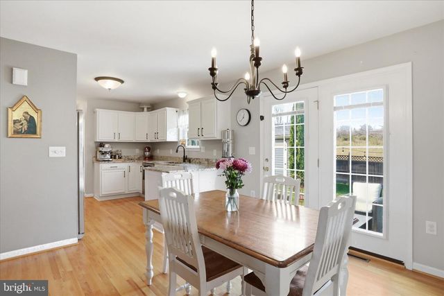 1117 ASHBY ST, Front Royal, VA 22630