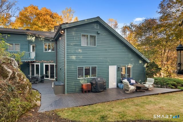 40 Tory Hill Lane, Norwalk, CT 06853