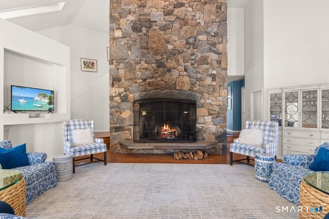 40 Tory Hill Lane, Norwalk, CT 06853