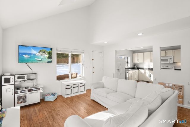 40 Tory Hill Lane, Norwalk, CT 06853