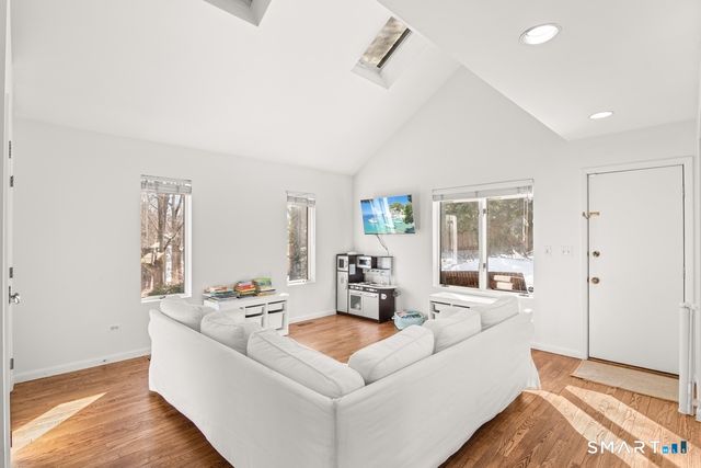 40 Tory Hill Lane, Norwalk, CT 06853