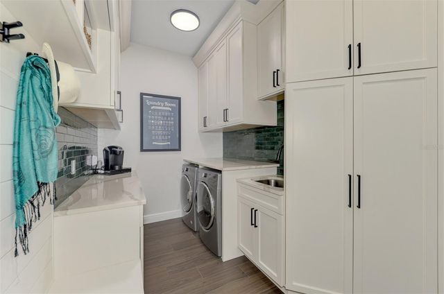 7427 GREYSTONE STREET, Lakewood Ranch, FL 34202