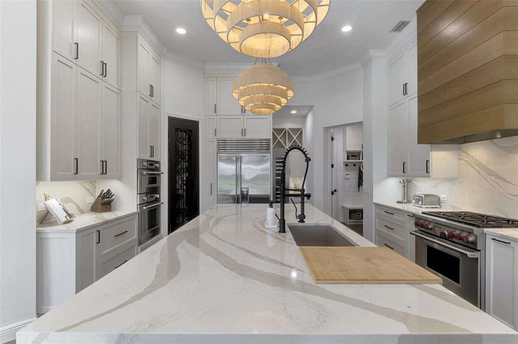 7427 GREYSTONE STREET