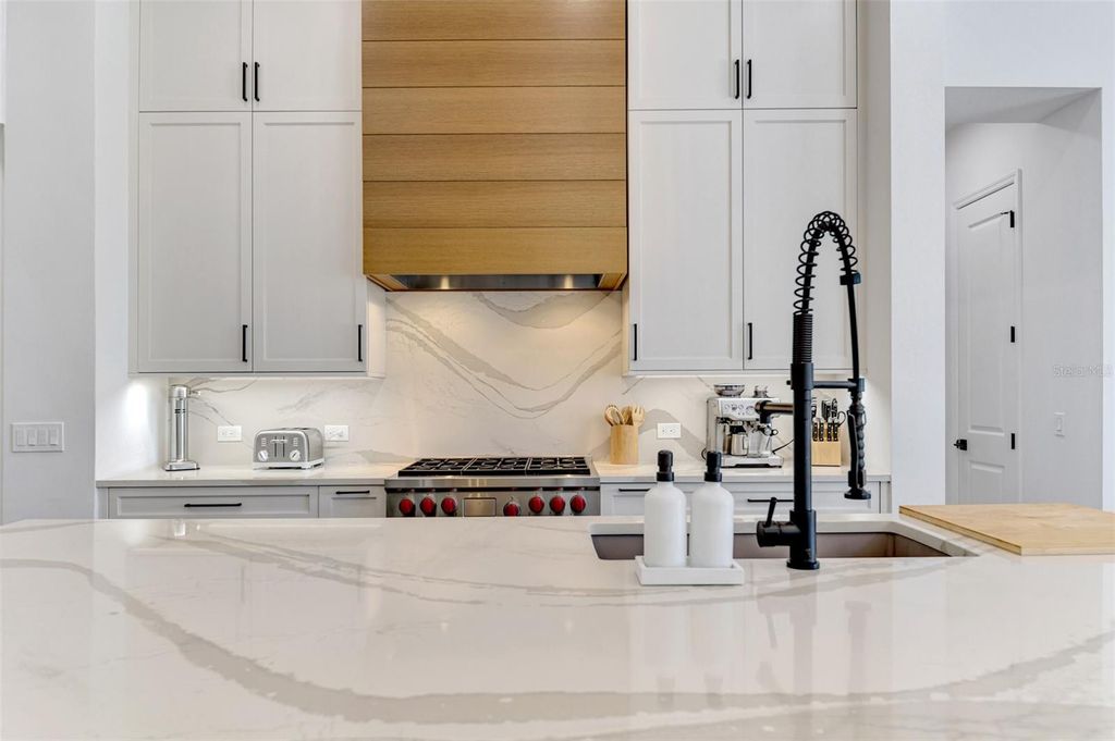 7427 GREYSTONE STREET