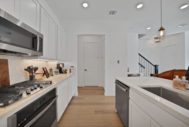 4420 Henderson Avenue, North Richland Hills, TX 76180
