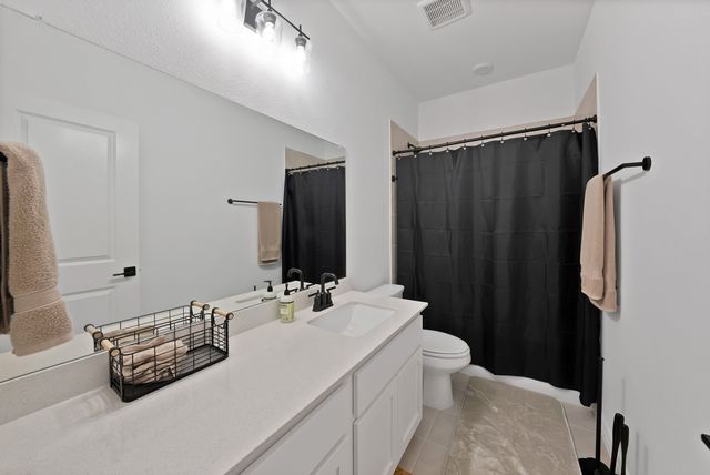 4420 Henderson Avenue, North Richland Hills, TX 76180