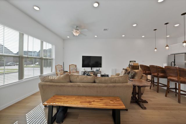 4420 Henderson Avenue, North Richland Hills, TX 76180