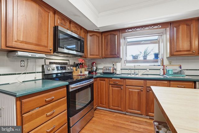 55 LAKEVIEW DR, Elverson, PA 19520