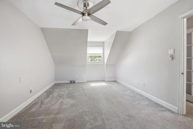 55 LAKEVIEW DR, Elverson, PA 19520