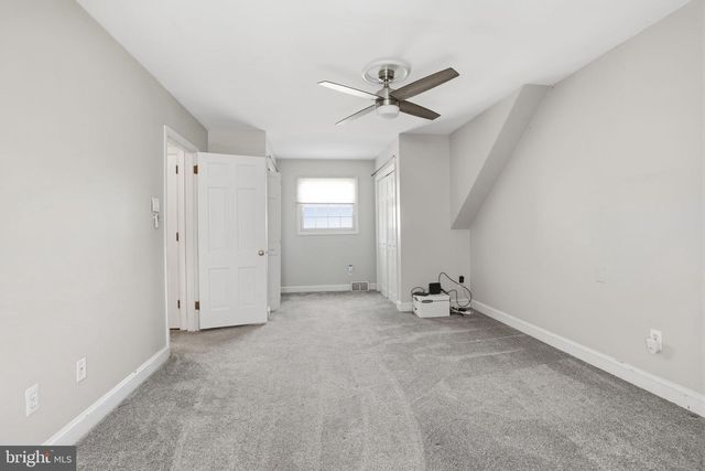 55 LAKEVIEW DR, Elverson, PA 19520