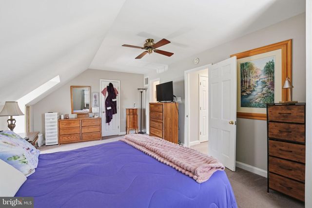 55 LAKEVIEW DR, Elverson, PA 19520
