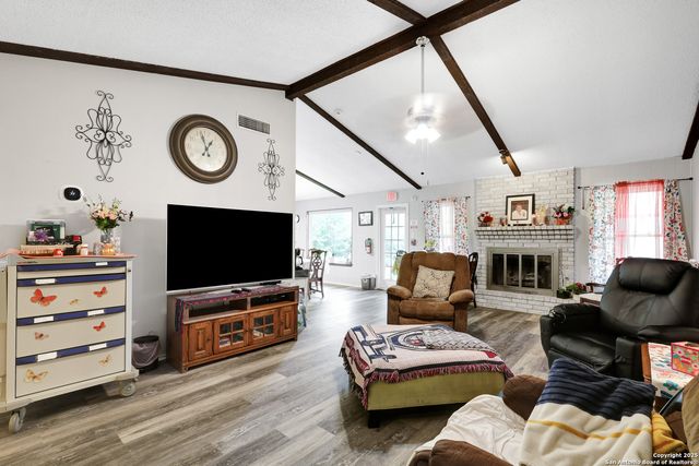 14211 Chadbourne, San Antonio, TX 78232