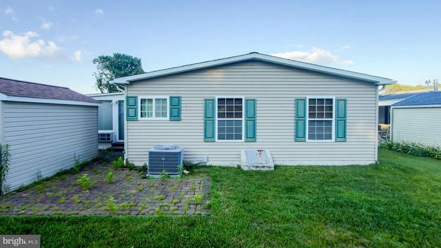 474 EDGEMONT DR, Williamstown, NJ 08094