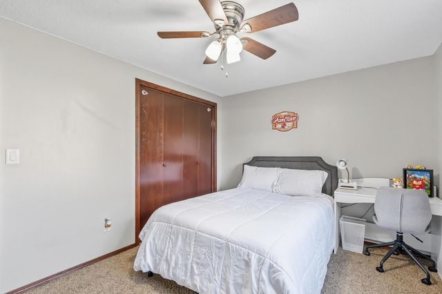 726 Sandstone Ct, Andover, KS 67002