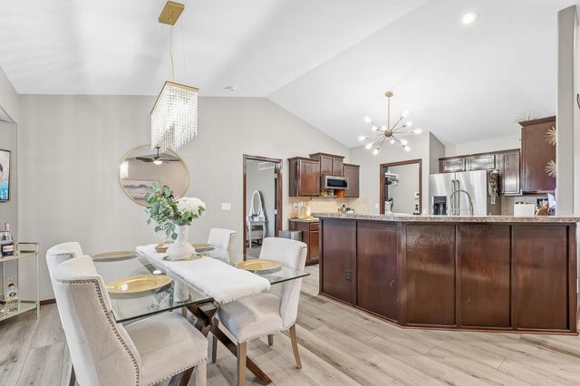 726 Sandstone Ct, Andover, KS 67002