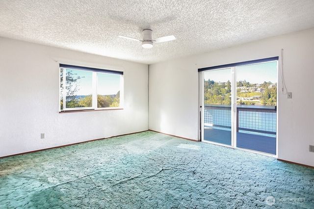 2644 Stevens Drive, Bremerton, WA 98312