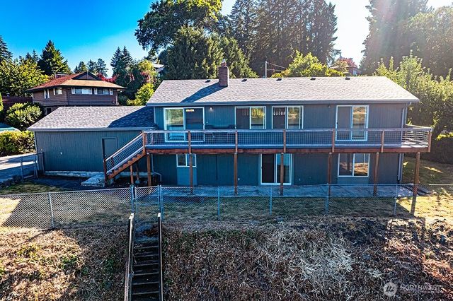 2644 Stevens Drive, Bremerton, WA 98312