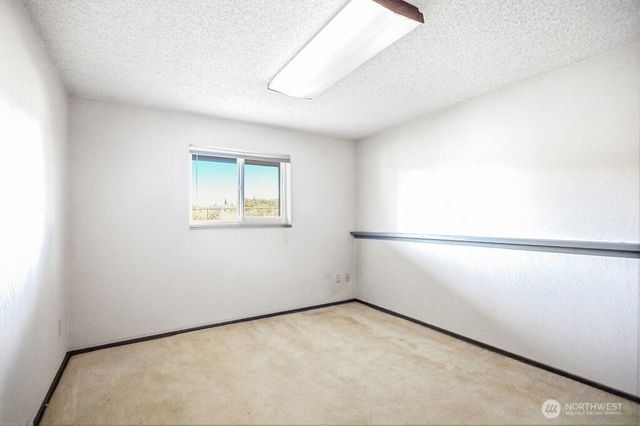 2644 Stevens Drive, Bremerton, WA 98312
