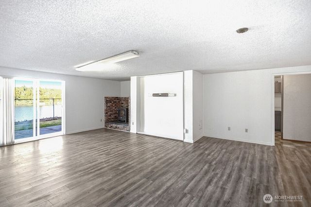 2644 Stevens Drive, Bremerton, WA 98312
