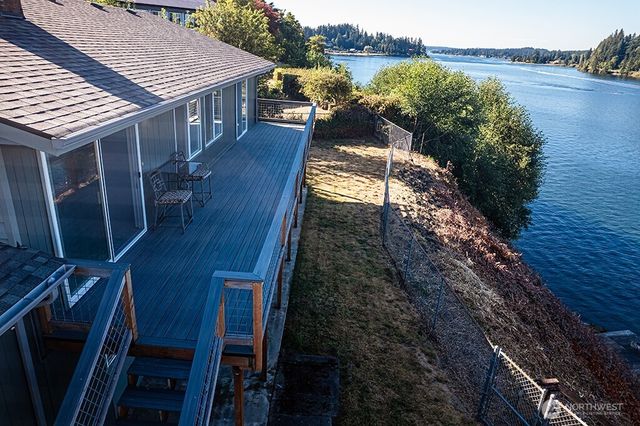 2644 Stevens Drive, Bremerton, WA 98312