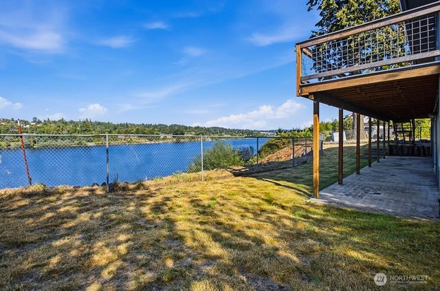 2644 Stevens Drive, Bremerton, WA 98312