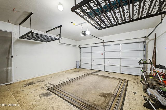 2101 E SUNLAND Avenue, Phoenix, AZ 85040