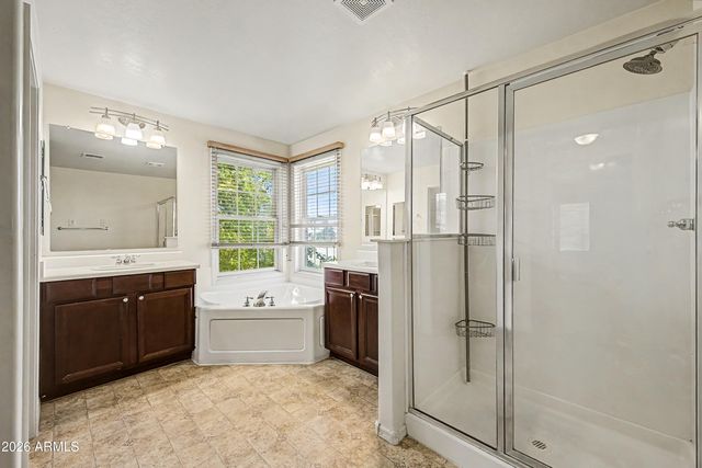 2101 E SUNLAND Avenue, Phoenix, AZ 85040