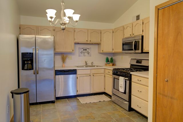 3602 Timberbridge Drive, Valparaiso, IN 46383
