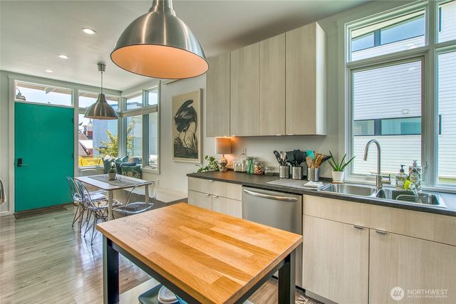 430 Prune Alley #B, Orcas Island, WA 98245