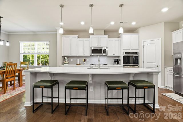 124 Van Gogh Trail, Mount Holly, NC 28120