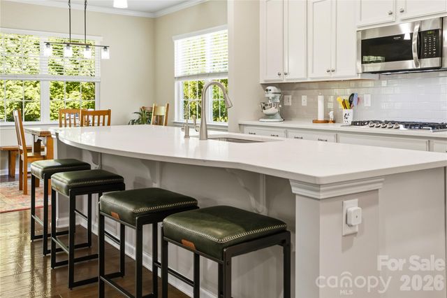 124 Van Gogh Trail, Mount Holly, NC 28120