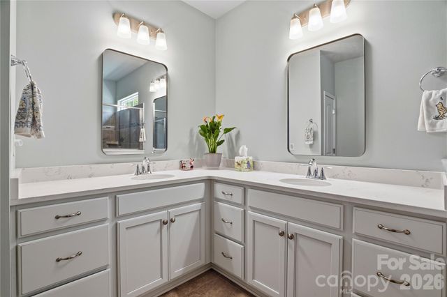124 Van Gogh Trail, Mount Holly, NC 28120