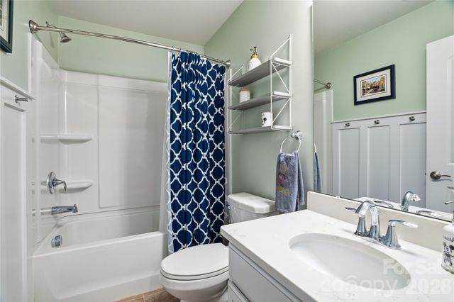 124 Van Gogh Trail, Mount Holly, NC 28120