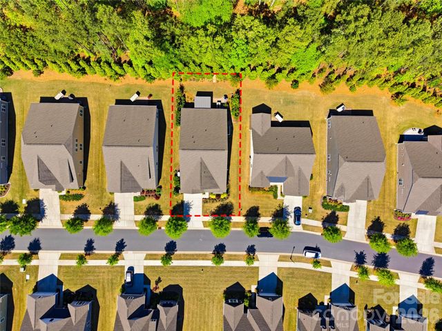 124 Van Gogh Trail, Mount Holly, NC 28120