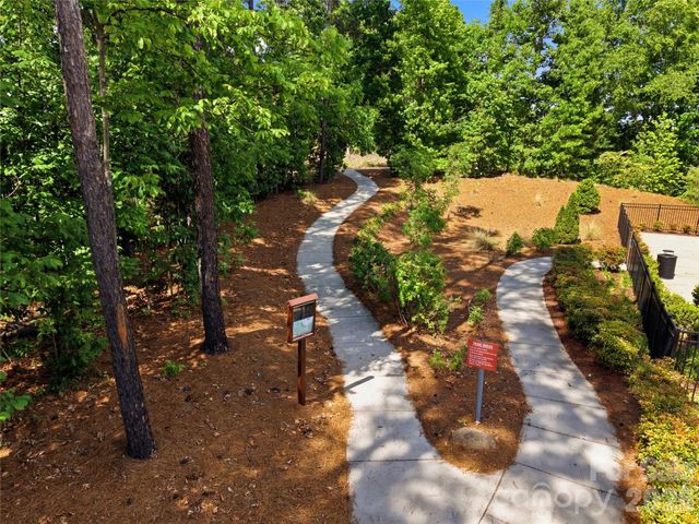 124 Van Gogh Trail, Mount Holly, NC 28120
