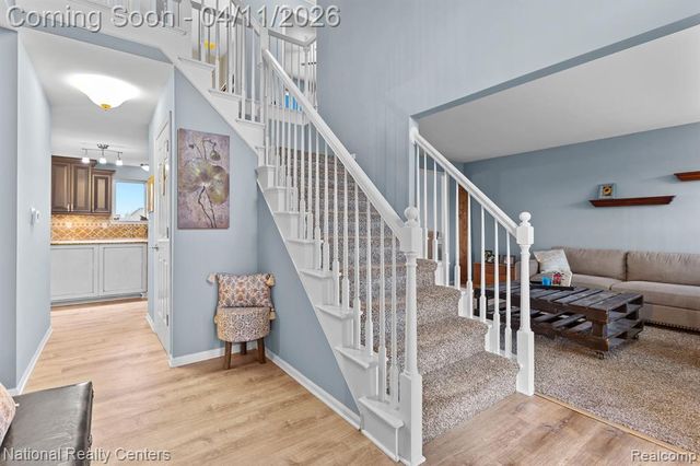 316 Lenox Lane, Brighton, MI 48114