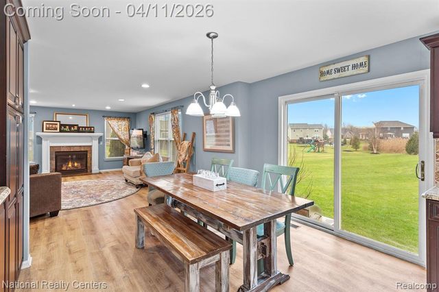 316 Lenox Lane, Brighton, MI 48114