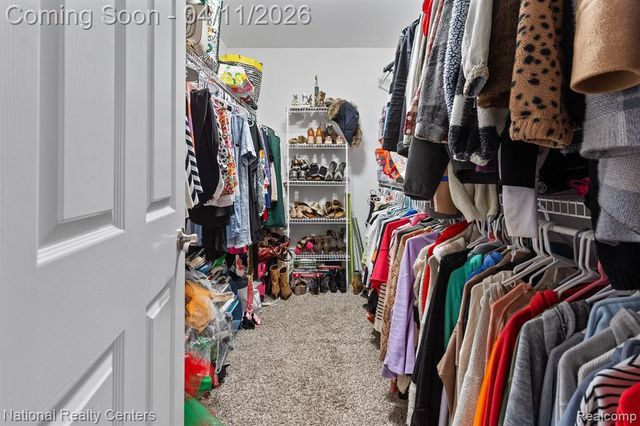 316 Lenox Lane, Brighton, MI 48114