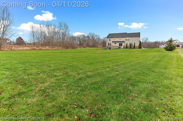 316 Lenox Lane, Brighton, MI 48114