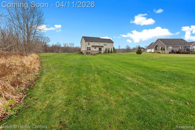 316 Lenox Lane, Brighton, MI 48114