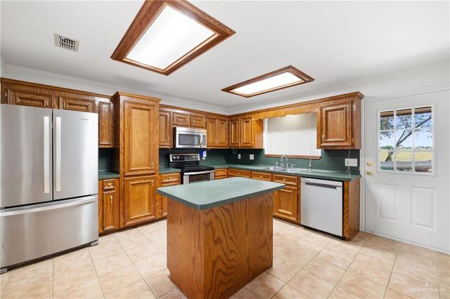 4822 E Canton Road, Edinburg, TX 78542