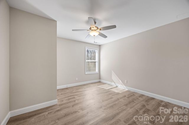 88 Winston Avenue, Asheville, NC 28803