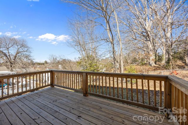 88 Winston Avenue, Asheville, NC 28803