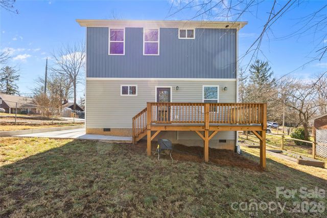 88 Winston Avenue, Asheville, NC 28803