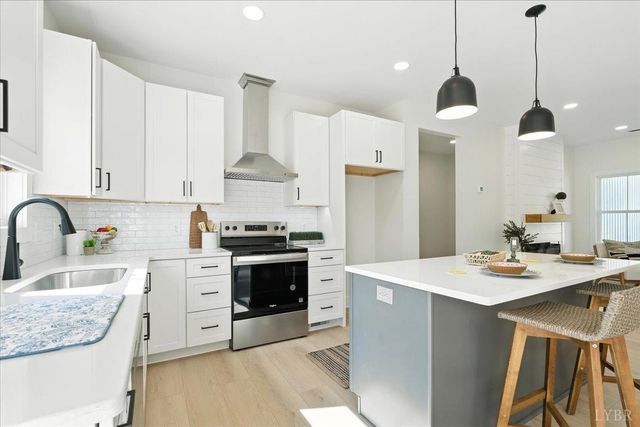 196 Kentmoor Farm Road, Madison Heights, VA 24572