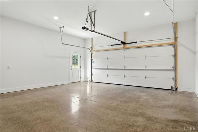 196 Kentmoor Farm Road, Madison Heights, VA 24572