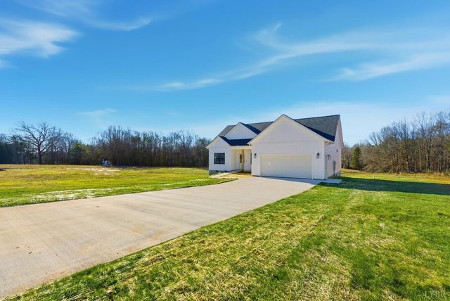 196 Kentmoor Farm Road, Madison Heights, VA 24572