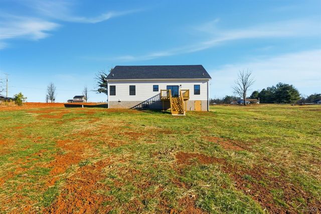 196 Kentmoor Farm Road, Madison Heights, VA 24572