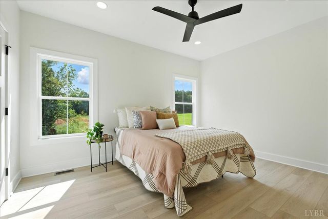 196 Kentmoor Farm Road, Madison Heights, VA 24572