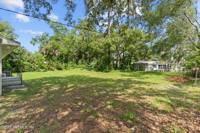 1457 BASSETT Road, Jacksonville, FL 32208